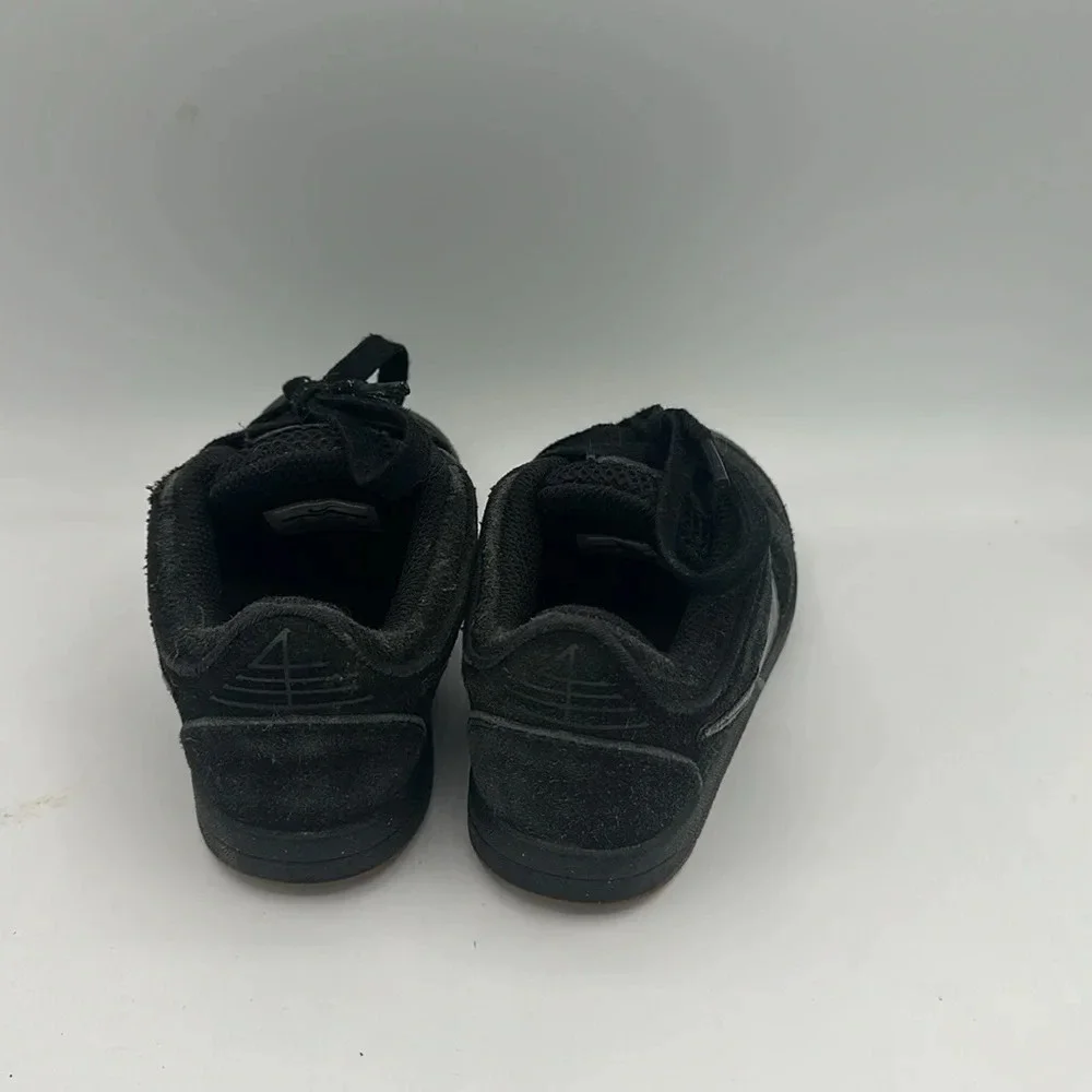 kids black suede & leather Nike Paul Rodriguez shoes size 11C